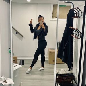 Meet your Posher, Aliza